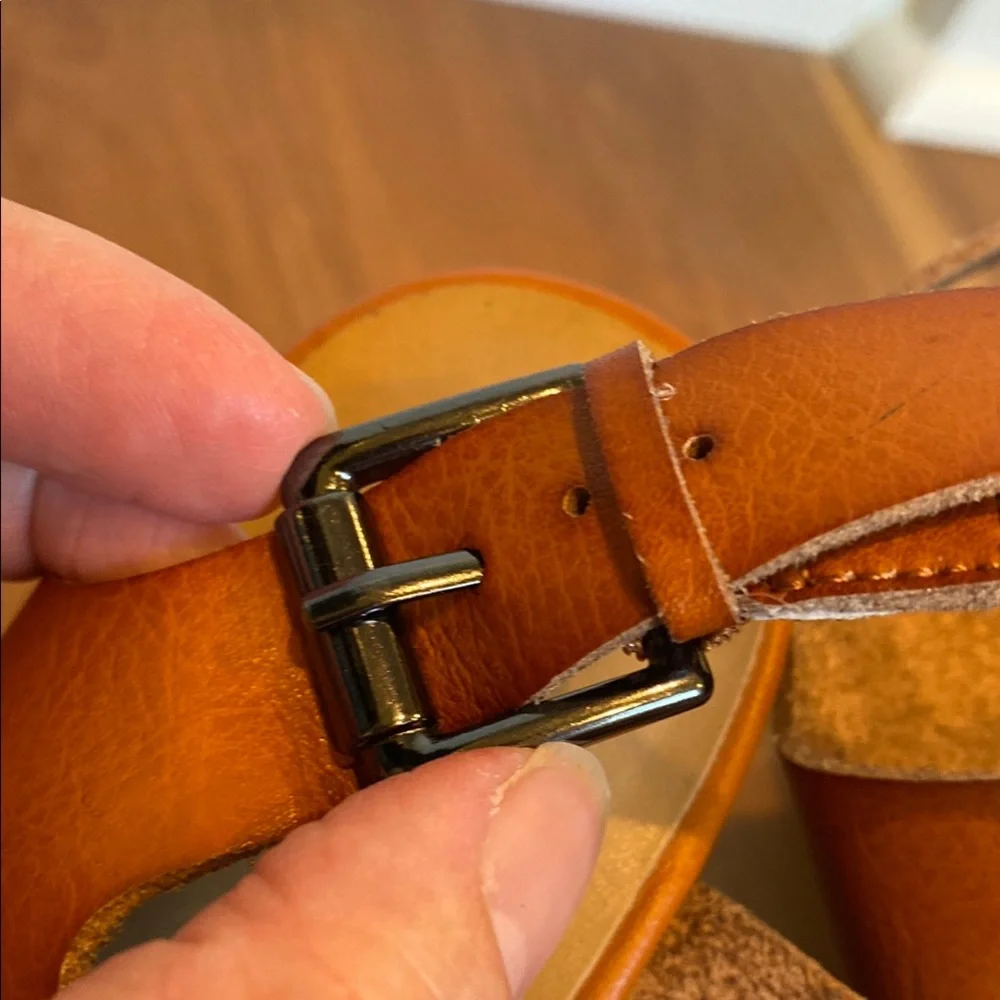 Old Navy Brown Orange Wide strap Pleather Wedge Heel Sandals w Buckle - Picture 4 of 11